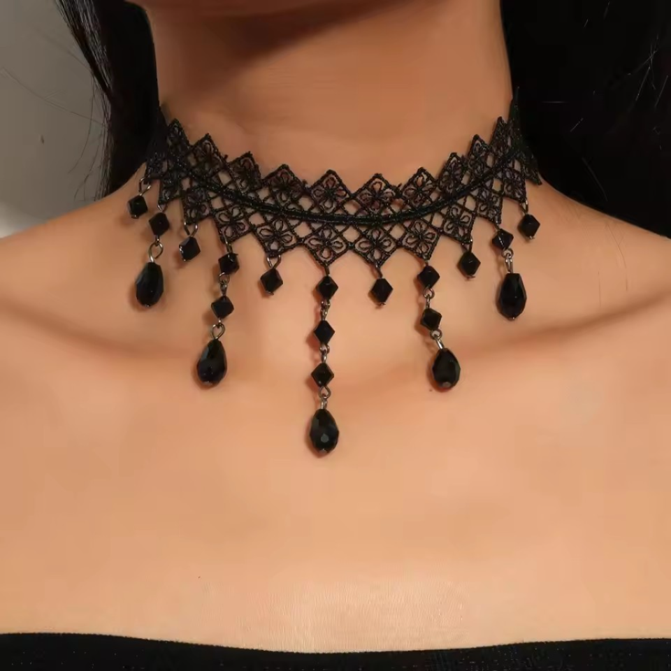 1'li Bayanlar Muhteşem Siyah Dantel Kristal Renkli Çiçek Kolye Plaj Seyahat Tatil Moda Klasik Kişiselleştirilmiş Takı Akşam
